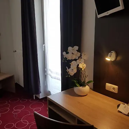 Hotel Promenade 3*