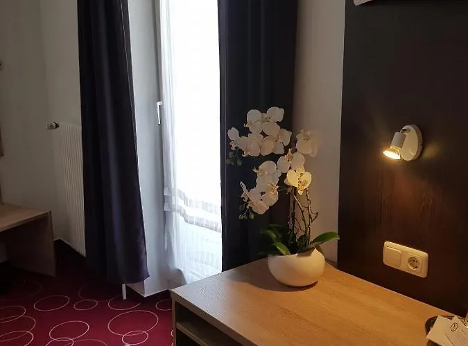 Hotel Promenade 3*