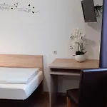Ξενοδοχείο Promenade 3*