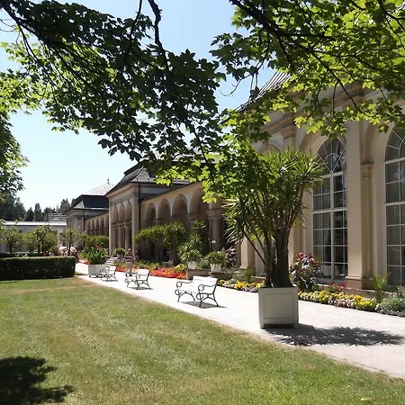 Promenade Hotel 3*